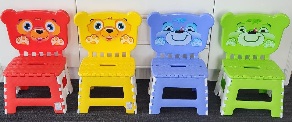 Lyon Kid’s Folding Chairs (ONLY AVAILABLE IN YELLOW, RED, GREEN)